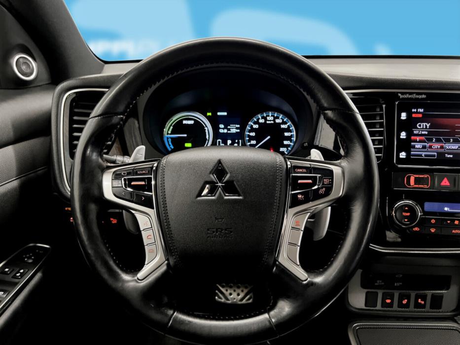 MITSUBISHI Outlander PHEV 2018