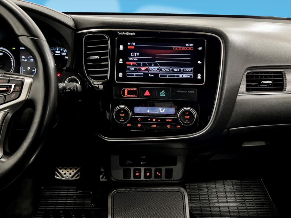 MITSUBISHI Outlander PHEV 2018