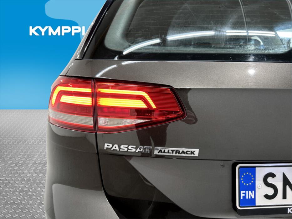 VOLKSWAGEN Passat 2016