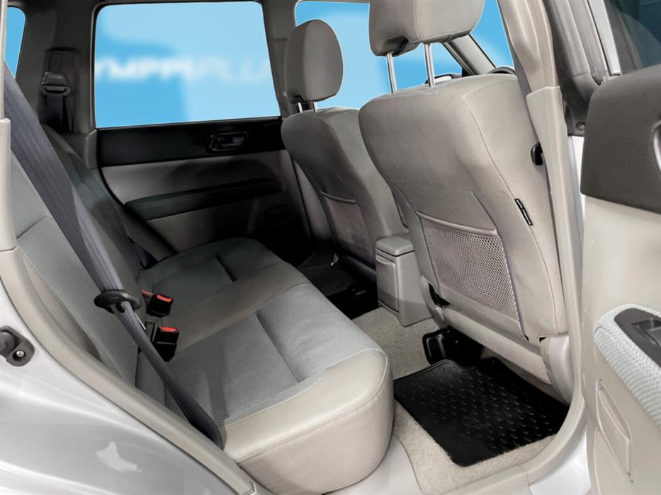 SUBARU Forester 2005
