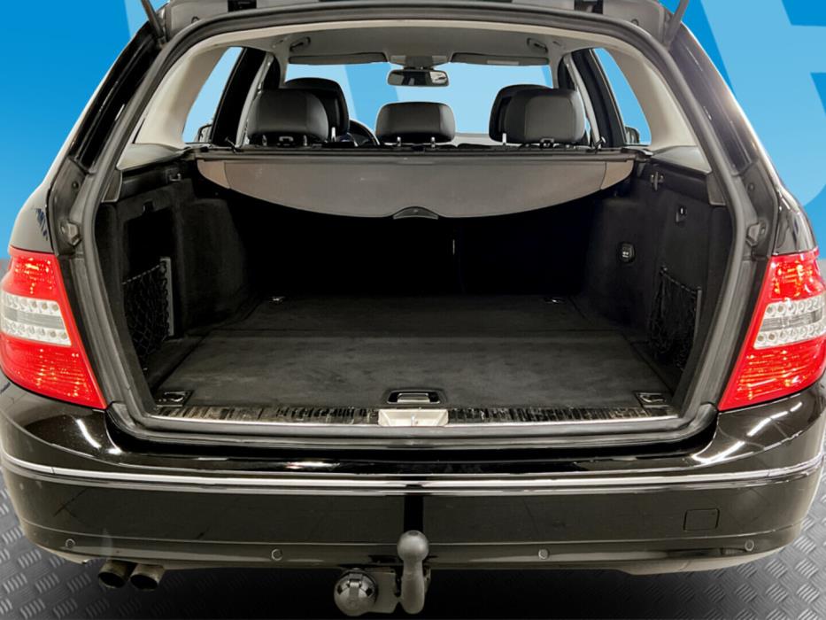 MERCEDES-BENZ C 2010