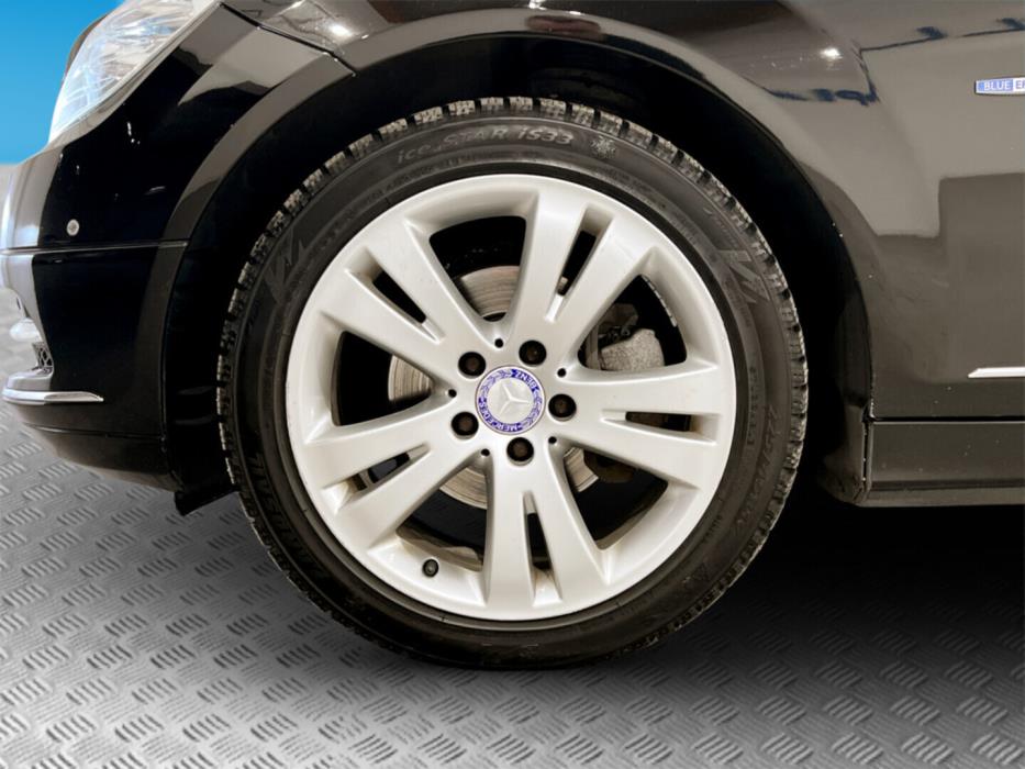 MERCEDES-BENZ C 2010