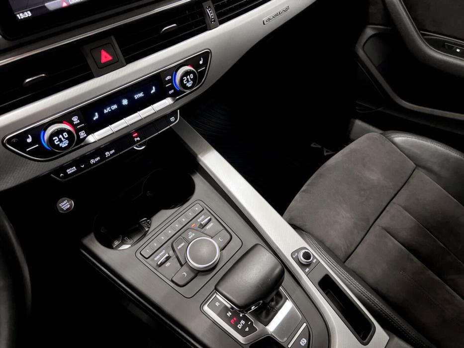 AUDI A4 2017