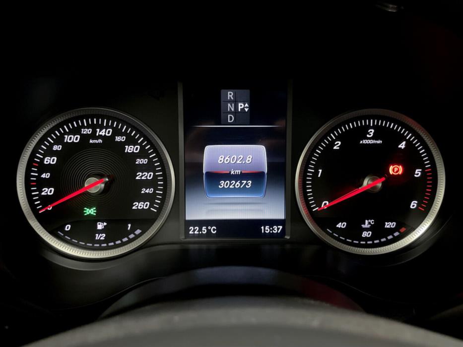 MERCEDES-BENZ C 2016