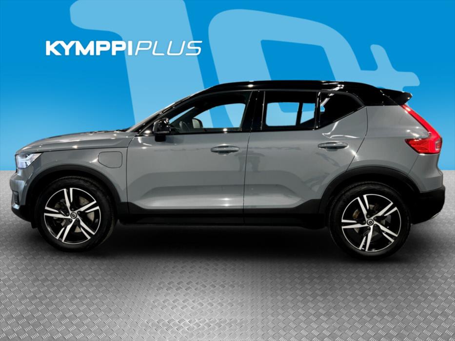 VOLVO XC40 2020