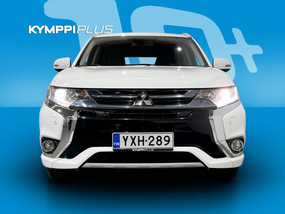 MITSUBISHI Outlander PHEV 2015
