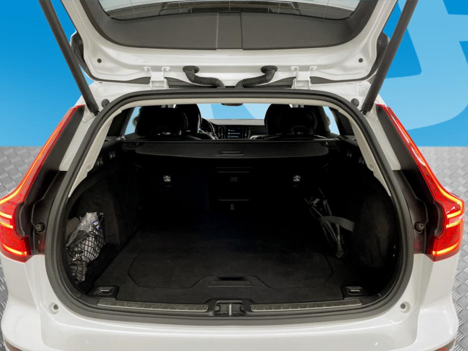 VOLVO V60 2019