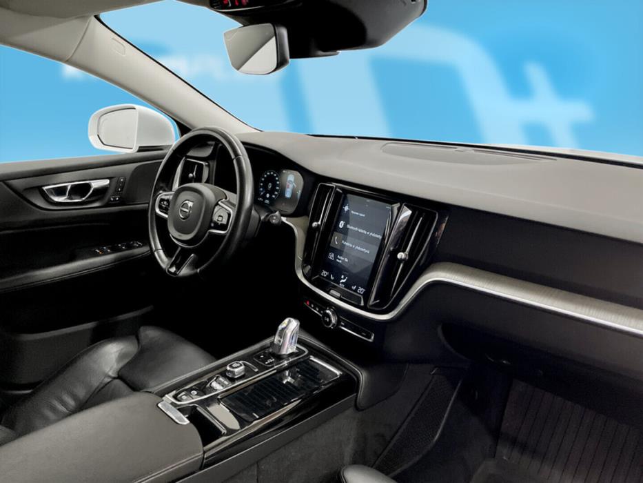 VOLVO V60 2019