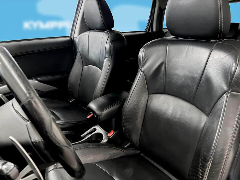 MITSUBISHI Outlander 2011
