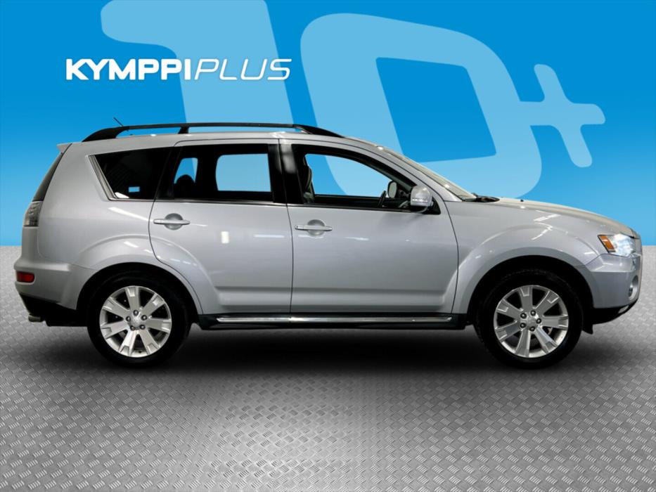 MITSUBISHI Outlander 2011