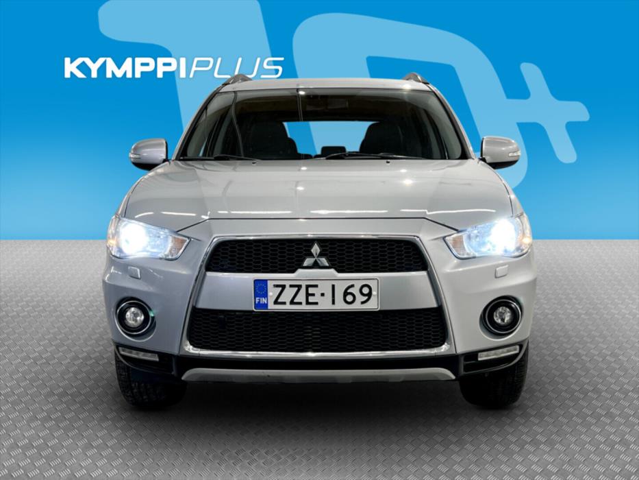 MITSUBISHI Outlander 2011