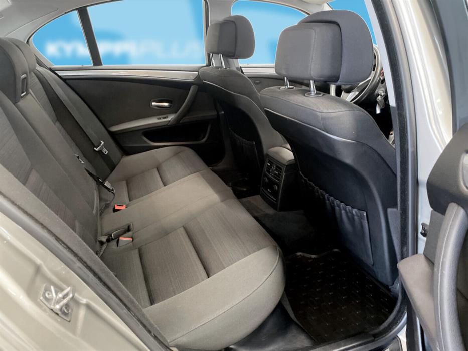 BMW 520 2009