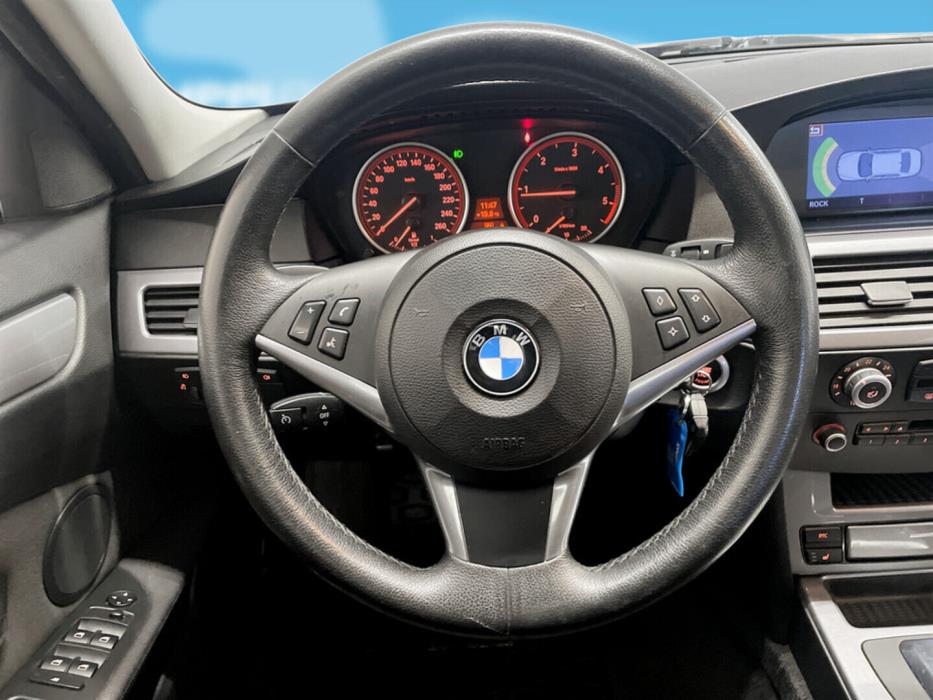 BMW 520 2009