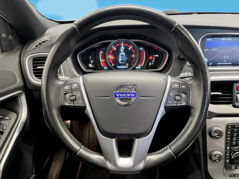 VOLVO V40 Cross Country 2015