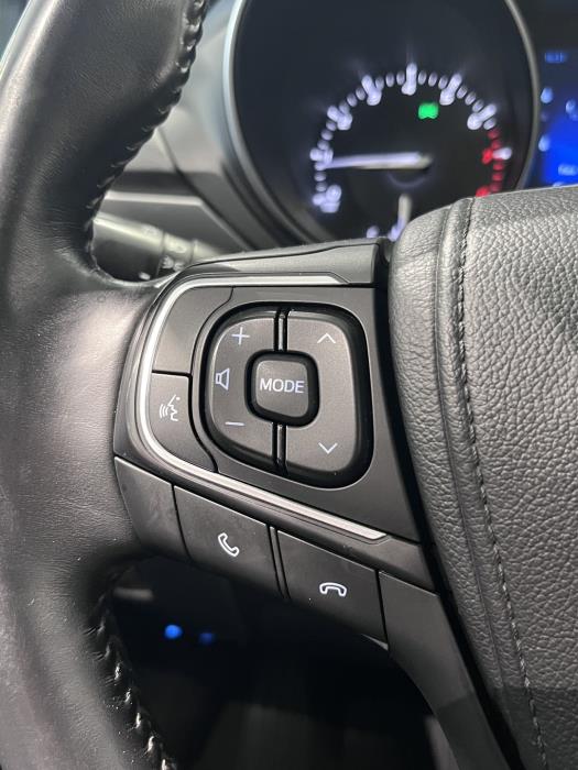 TOYOTA Avensis 2015
