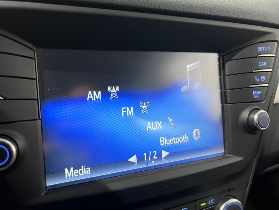 TOYOTA Avensis 2015