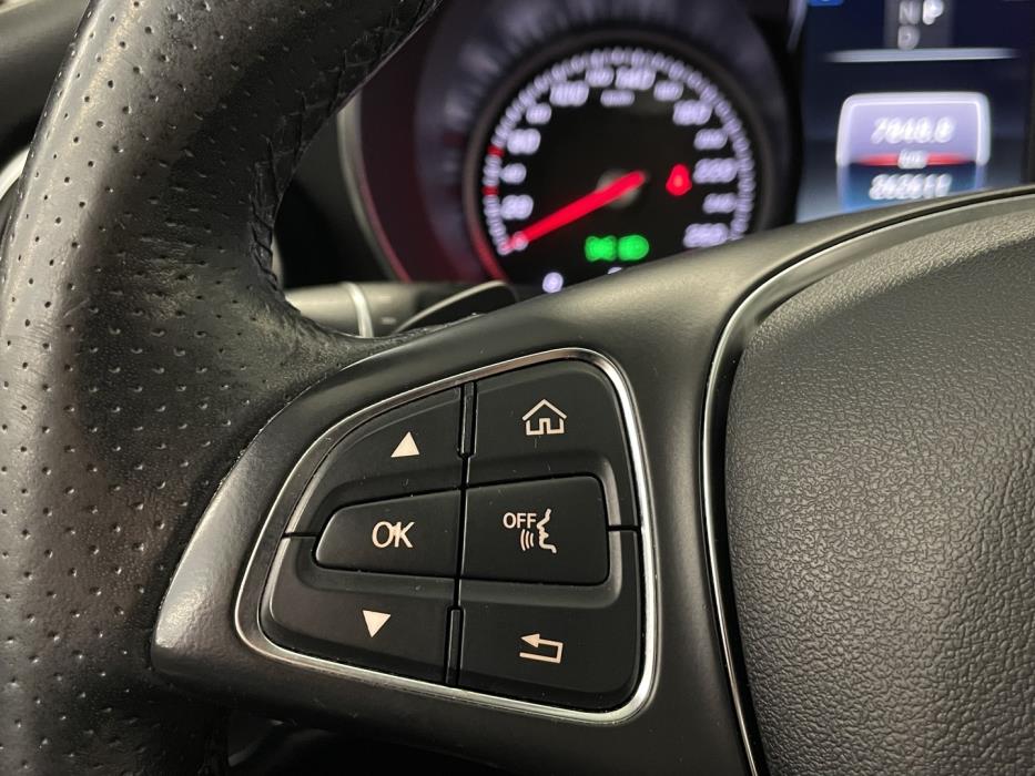MERCEDES-BENZ C 2017