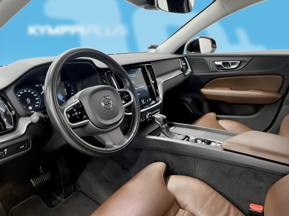 VOLVO V60 2020