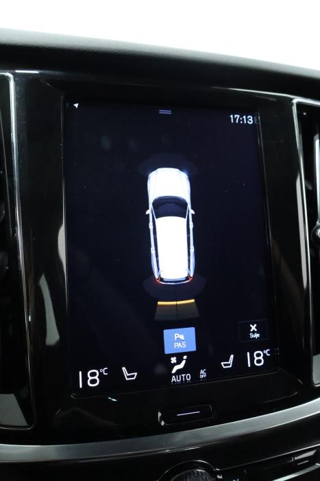 VOLVO V60 2020
