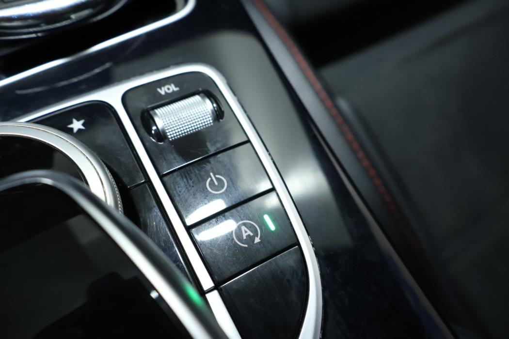 MERCEDES-BENZ C 43 AMG 2016