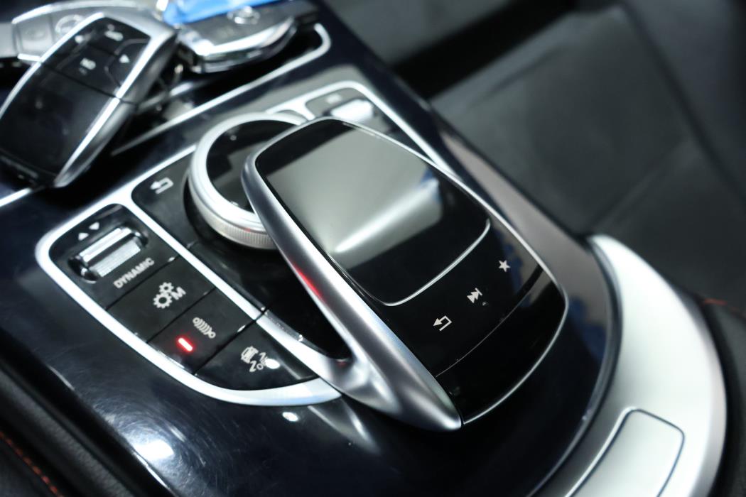 MERCEDES-BENZ C 43 AMG 2016