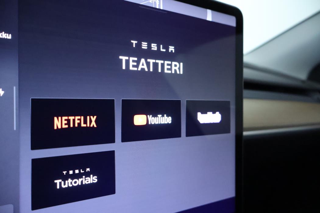 TESLA Model Y 2022