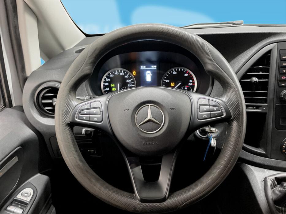 MERCEDES-BENZ Vito 2015