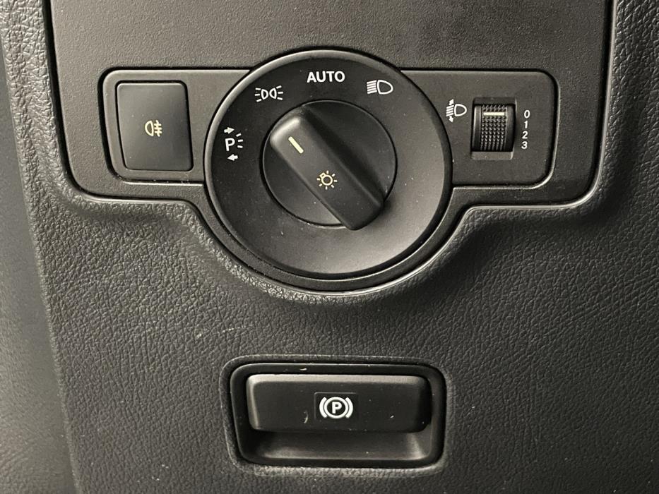 MERCEDES-BENZ Vito 2015