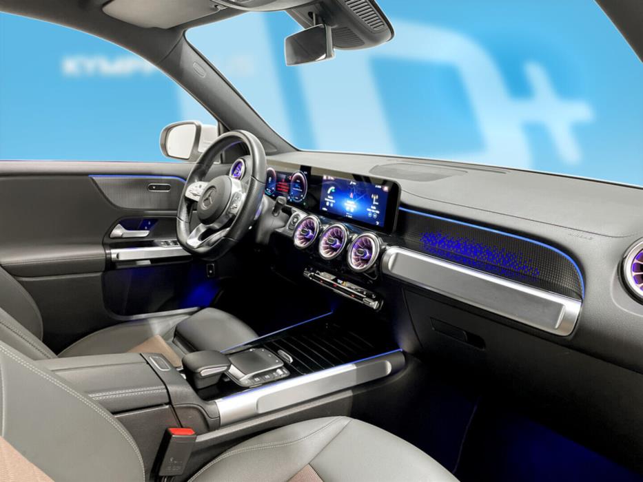 MERCEDES-BENZ EQB 2022