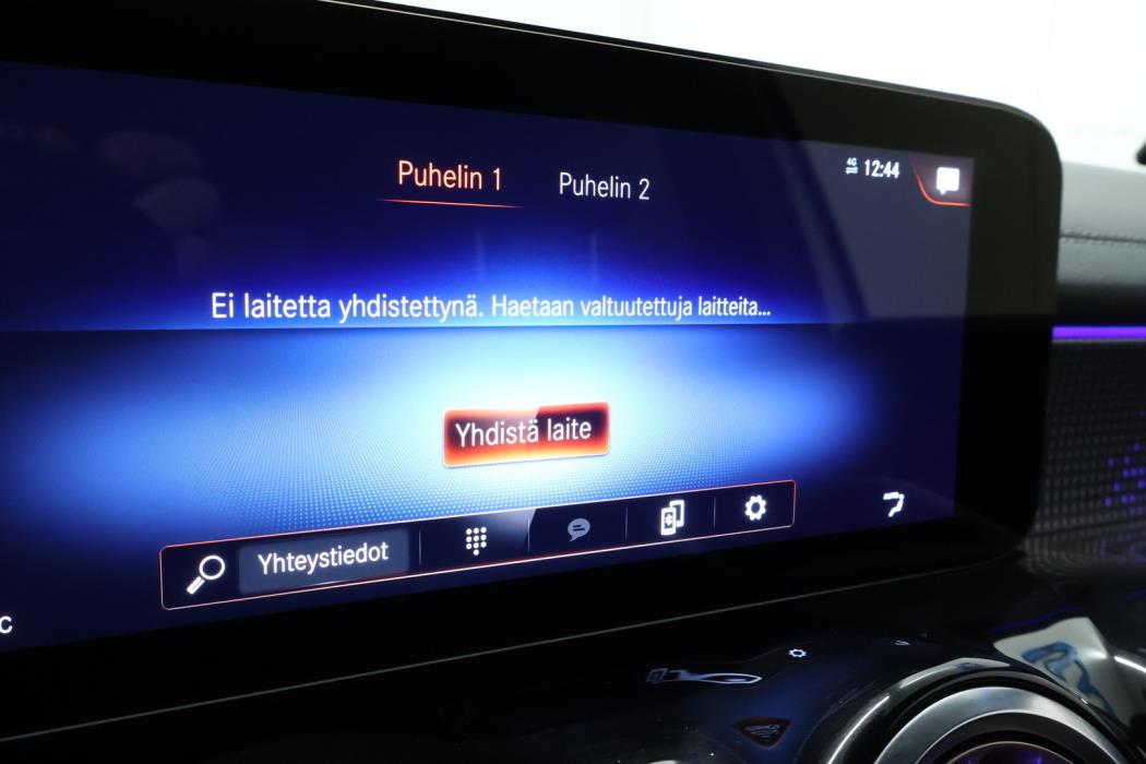 MERCEDES-BENZ EQB 2022