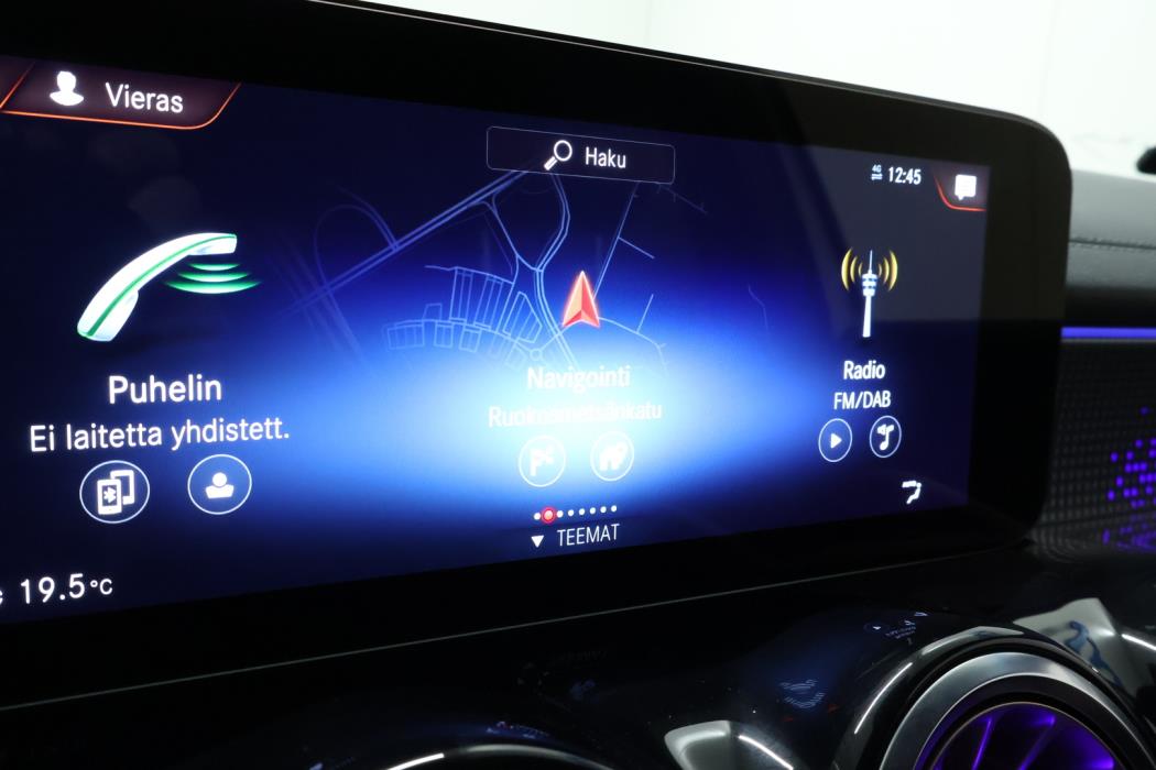 MERCEDES-BENZ EQB 2022