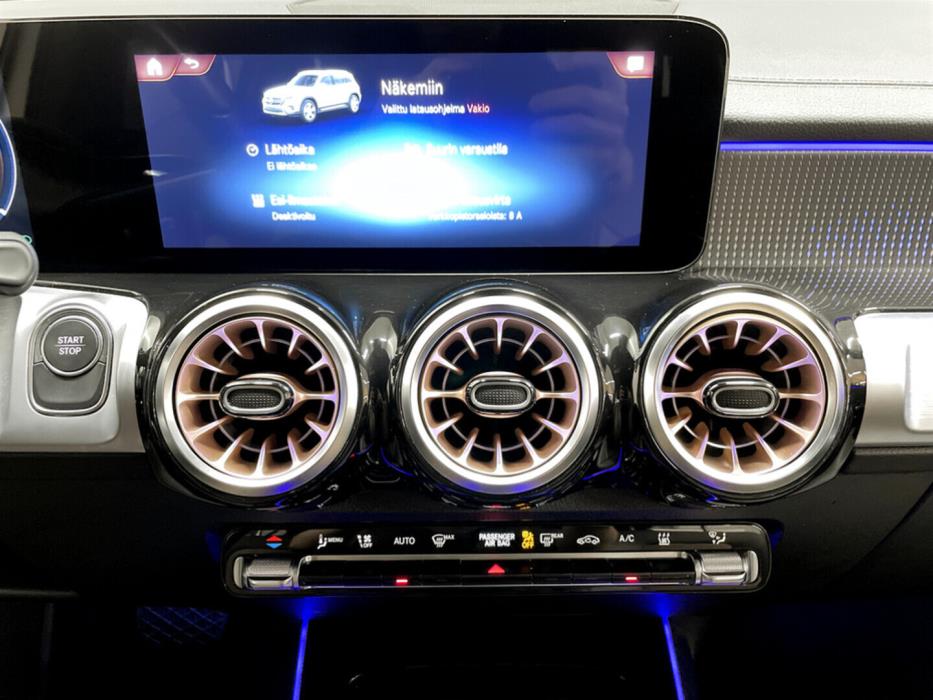 MERCEDES-BENZ EQB 2022