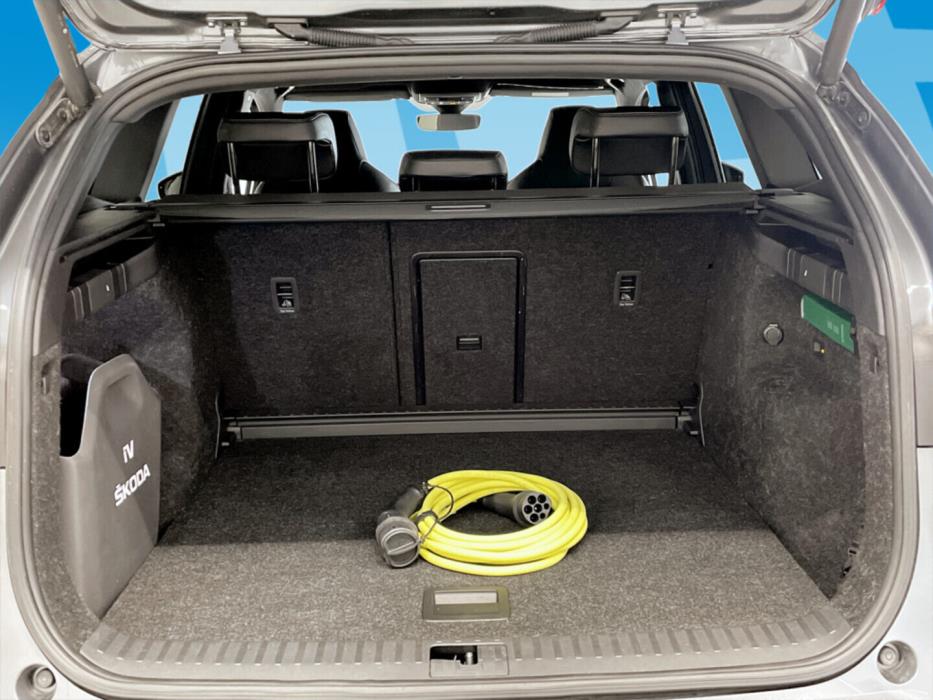SKODA Enyaq 2023