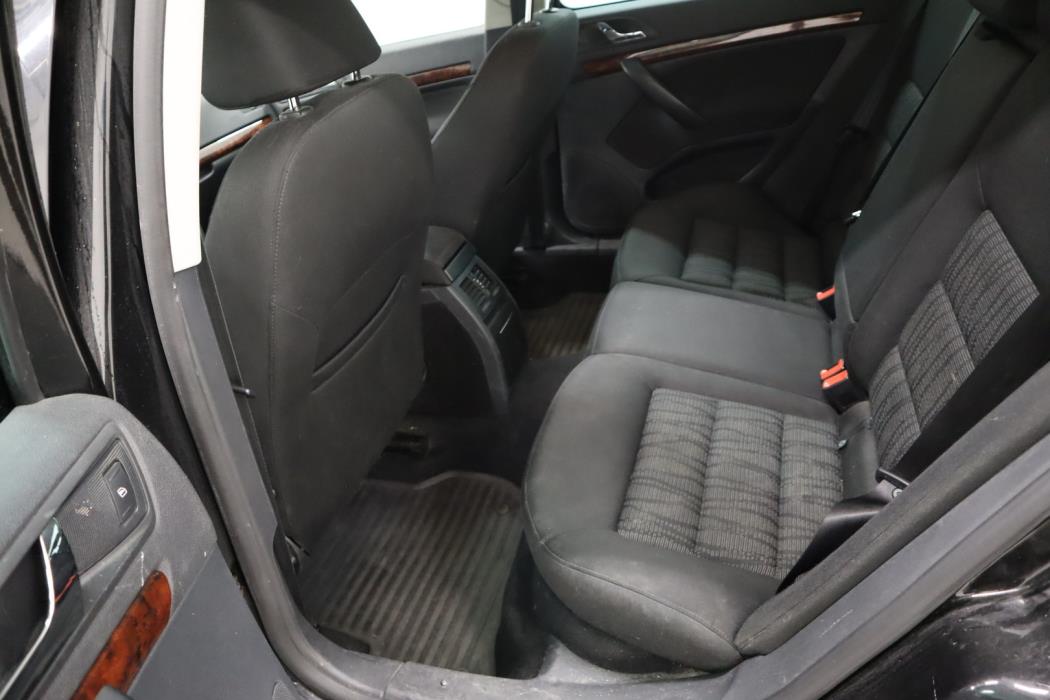 SKODA Octavia 2009