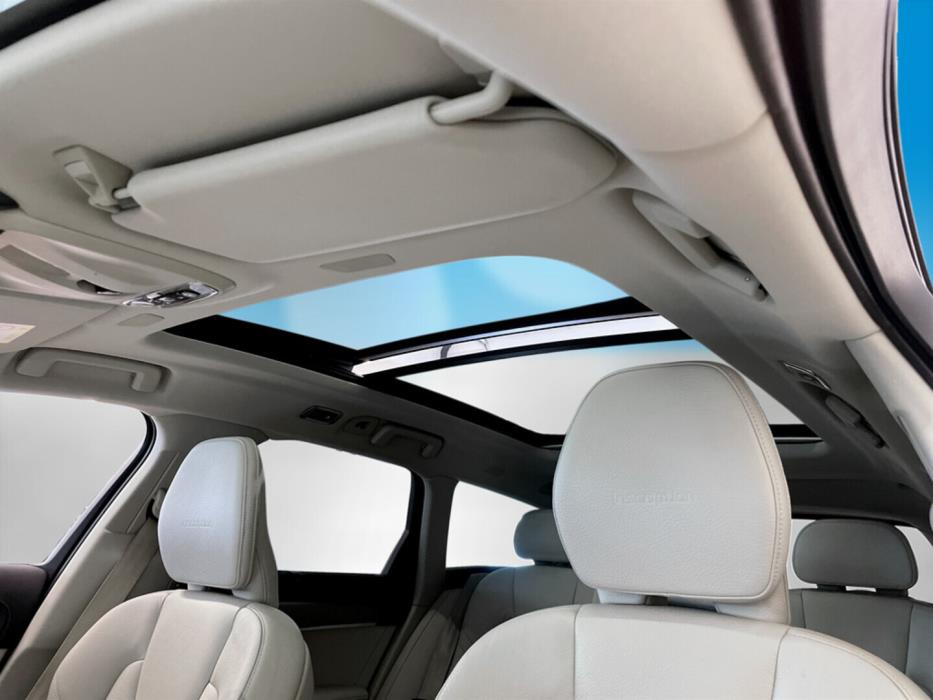 VOLVO V90 2020