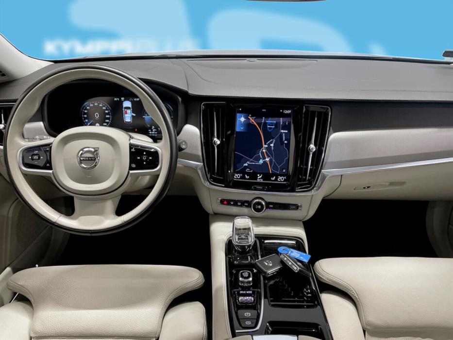 VOLVO V90 2020