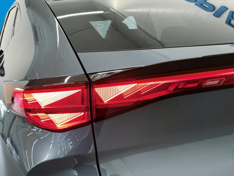 CUPRA Tavascan 2024