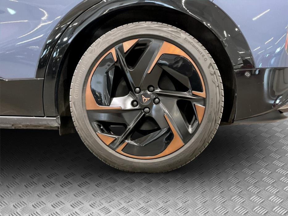 CUPRA Tavascan 2024