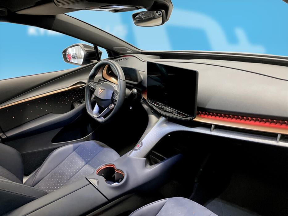 CUPRA Tavascan 2024