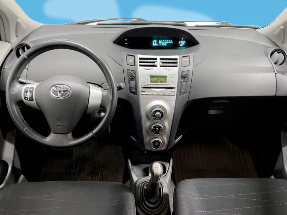 TOYOTA Yaris 2008