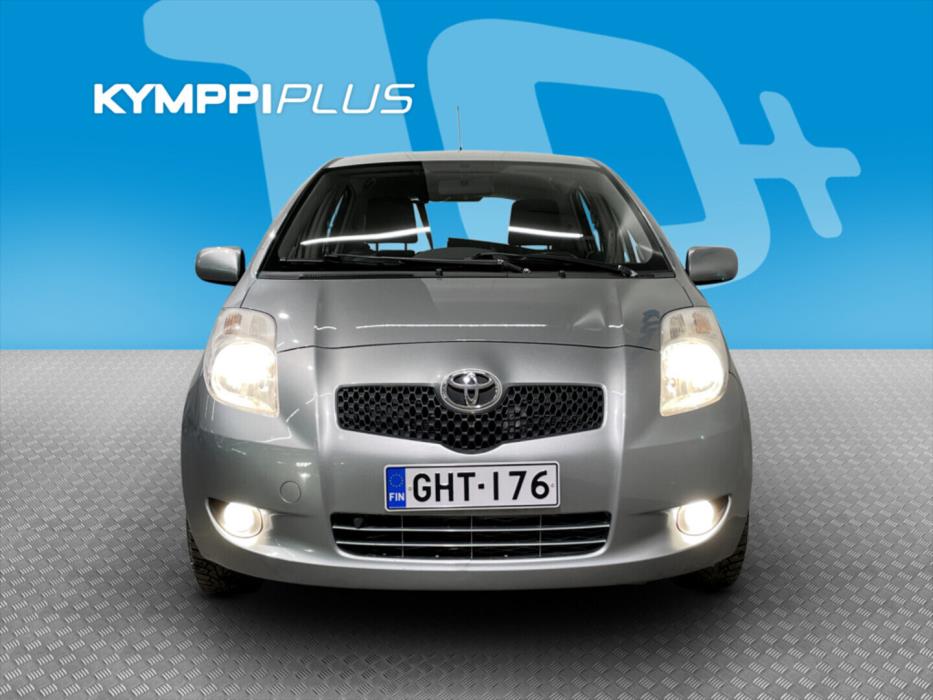 TOYOTA Yaris 2008