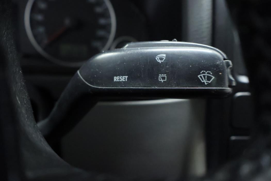 VOLKSWAGEN Multivan 2004