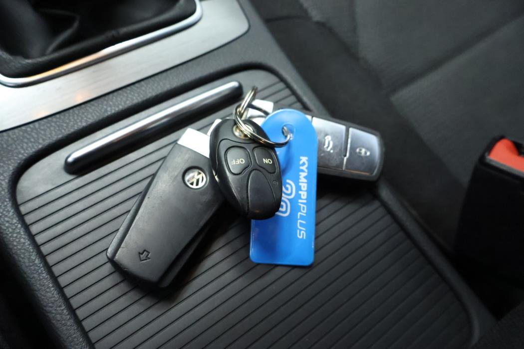 VOLKSWAGEN Passat 2014