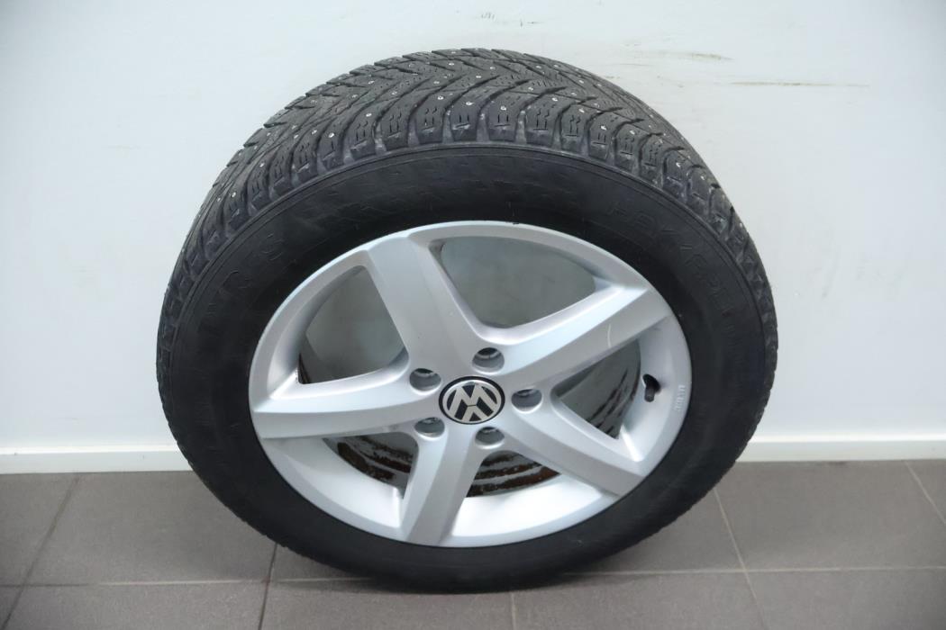 VOLKSWAGEN Passat 2014