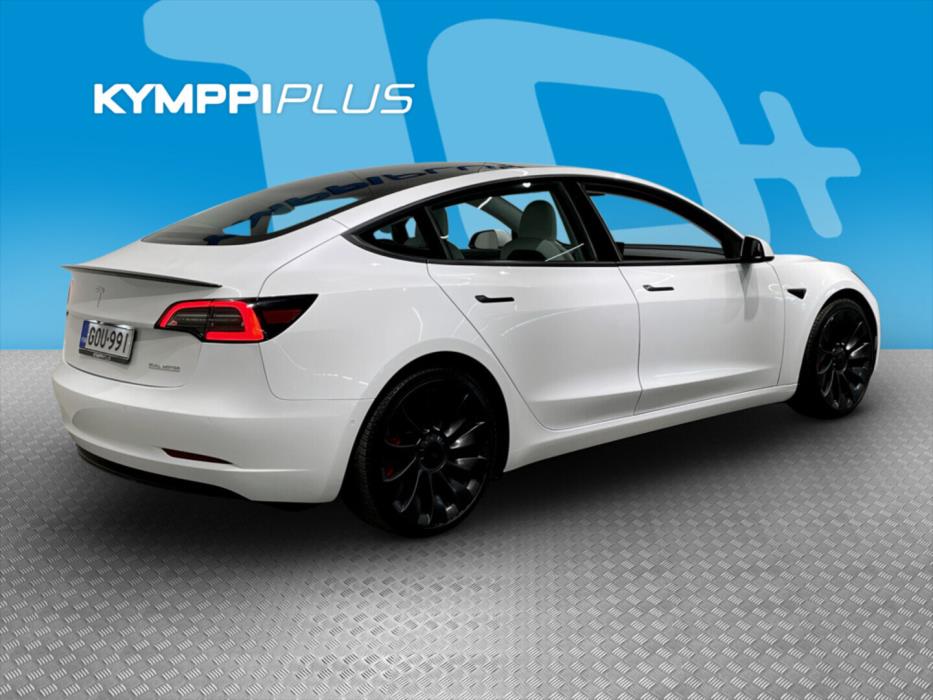 TESLA Model 3 2021