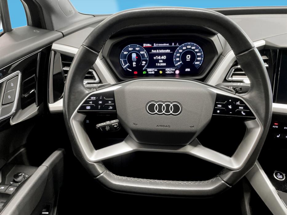 AUDI Q4 e-tron 2023