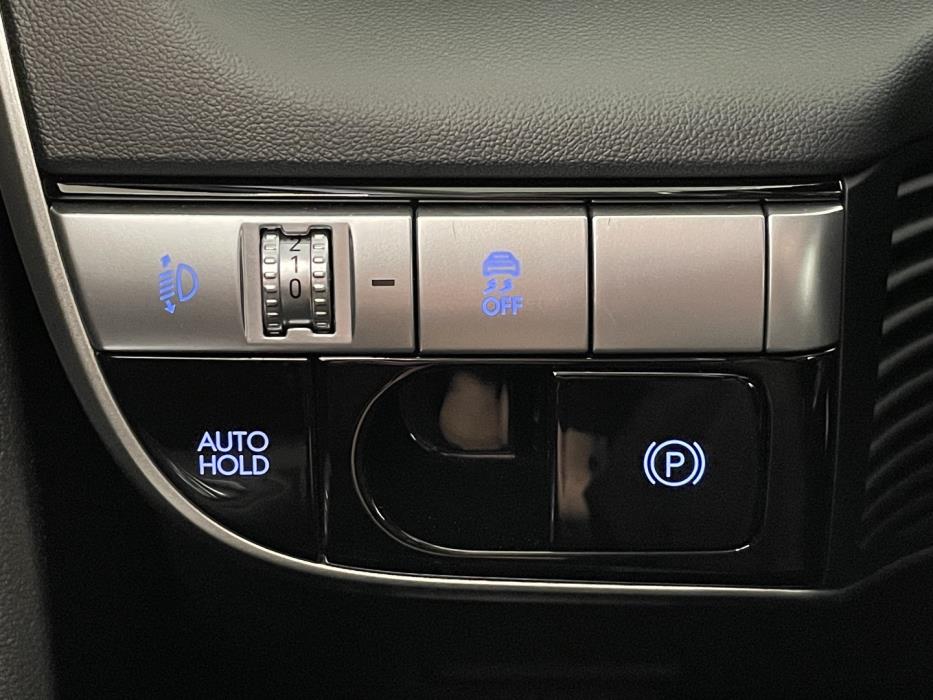 AUDI Q4 e-tron 2023