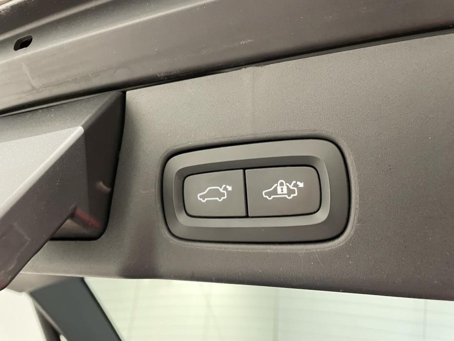VOLVO V90 Cross Country 2019