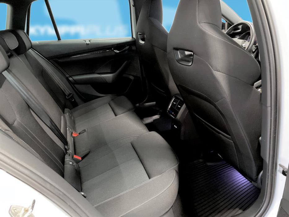 SKODA Octavia 2024