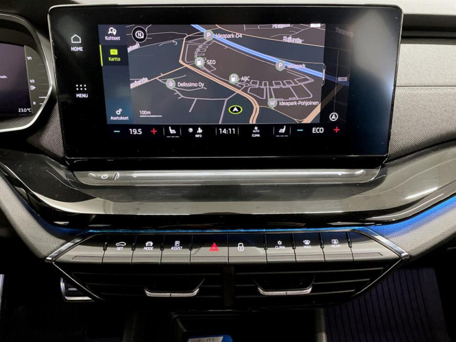 SKODA Octavia 2024